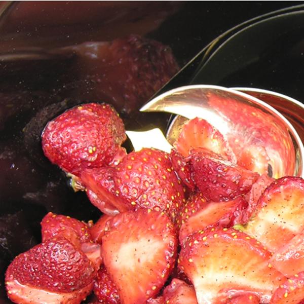 Frische Erdbeeren mit Pfeffer